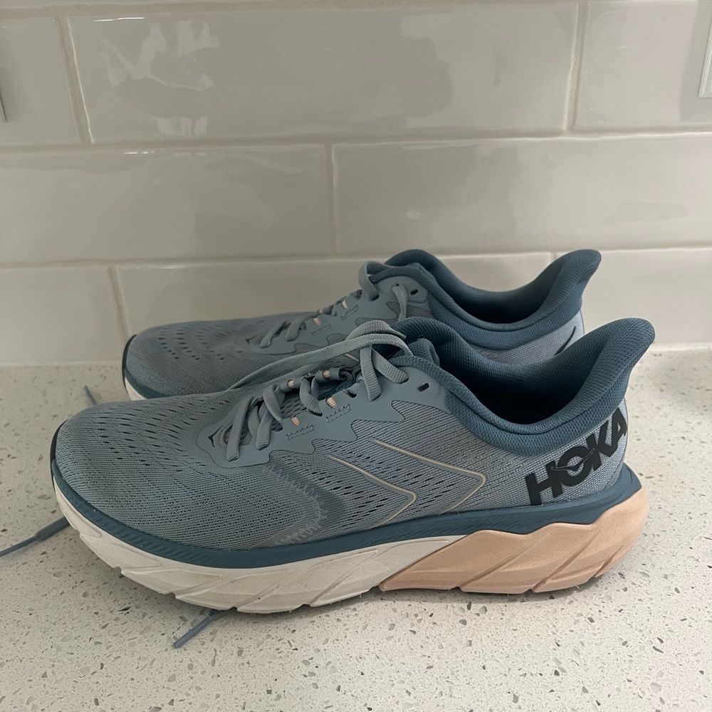 Hoka Arahi 5 Womens